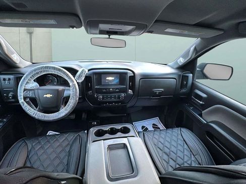 Used 2017 Chevrolet Silverado 2500 W/T image 18