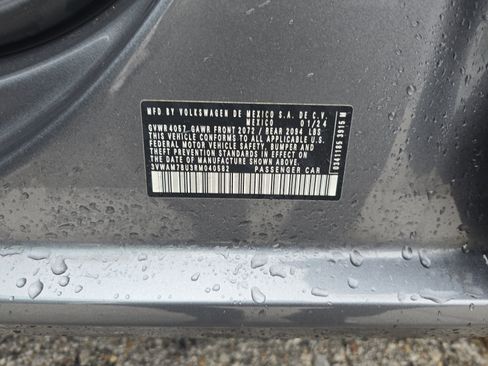 Certified 2024 Volkswagen Jetta Sport image 21