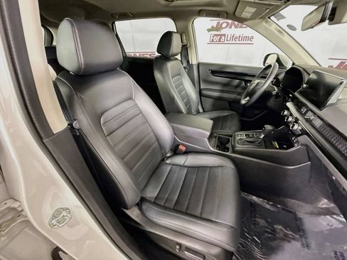 Used 2024 Honda CR-V EX-L image 32