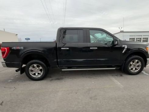 Certified 2021 Ford F150 XLT w/ Equipment Group 302A High image 10