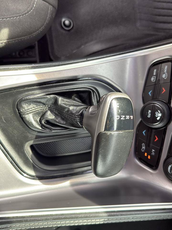 Used 2020 Dodge Challenger R/T Scat Pack w/ Driver Convenience Group RWD image 21