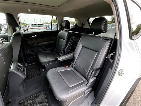 Used 2023 Volkswagen Atlas SEL R-Line image 17