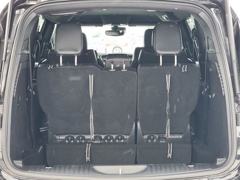 Certified 2023 Chrysler Pacifica Touring-L w/ S Appearance Package image 22