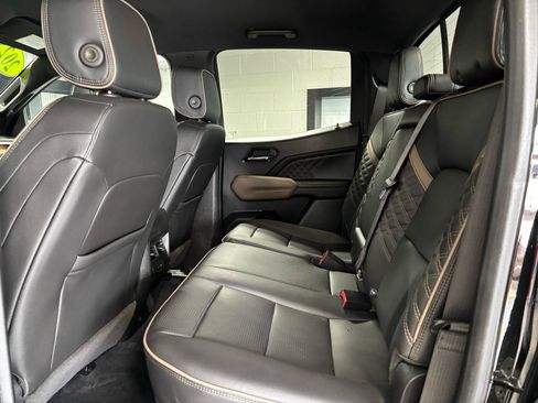 Used 2023 GMC Canyon Denali AWD/4WD image 31