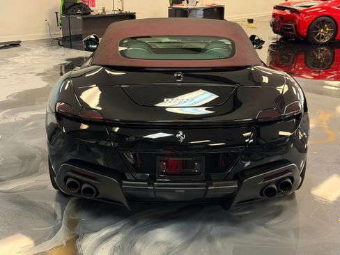 Used 2025 Ferrari Roma Spider RWD image 7