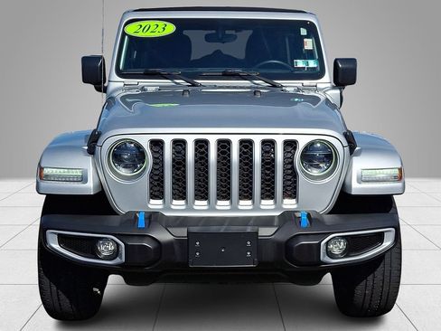 Used 2023 Jeep Wrangler Unlimited Sahara w/ Cold Weather Group AWD/4WD image 3