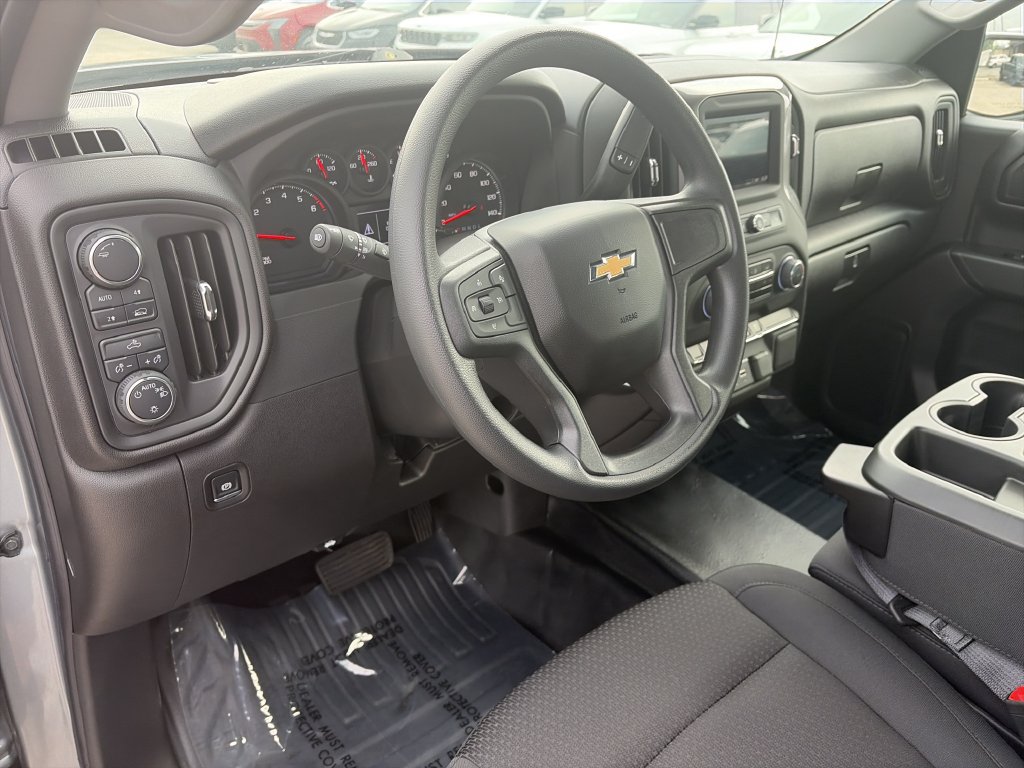 Used 2025 Chevrolet Silverado 1500 W/T AWD/4WD image 10