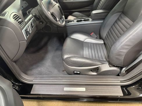 Used 2002 Ford Thunderbird image 53