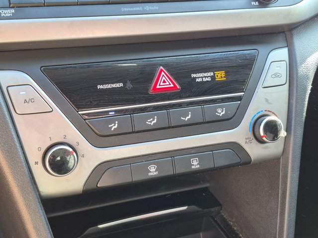Used 2018 Hyundai Elantra SEL FWD image 12