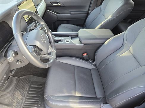 Used 2024 Lexus GX 550 w/ Cold Area Package image 13