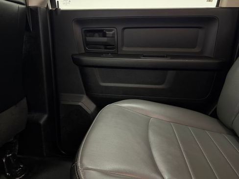 Used 2022 RAM 1500 Tradesman w/ Chrome Appearance Group AWD/4WD image 32