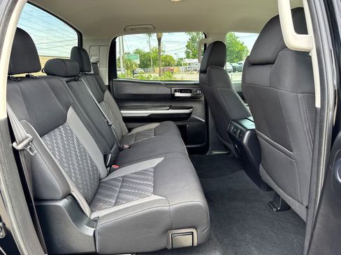 Used 2020 Toyota Tundra SR5 w/ SR5 Upgrade Package RWD image 17