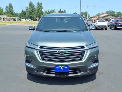 Used 2023 Chevrolet Traverse LT AWD/4WD image 9