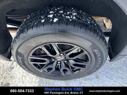 Used 2021 GMC Sierra 1500 Elevation w/ Preferred Package image 9