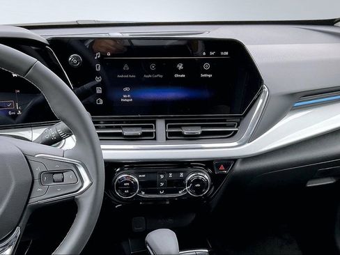 New 2026 Chevrolet Trax LT w/ Driver Confidence Package image 6