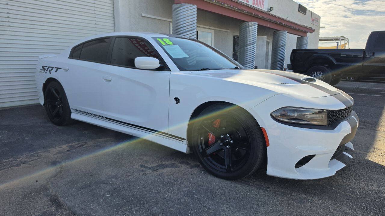 Used 2018 Dodge Charger SRT Hellcat w/ Harman/Kardon Audio Group RWD image 1