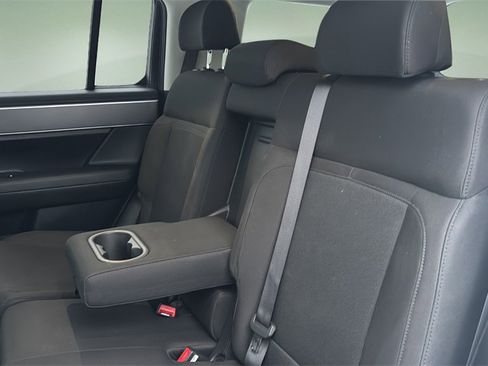 Used 2025 Hyundai Santa Fe SE image 12