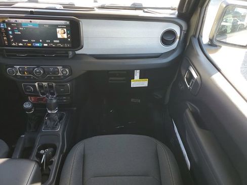 New 2026 Jeep Wrangler Unlimited Sport image 18