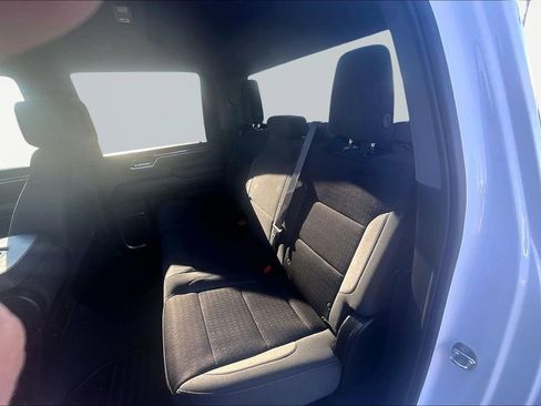 Used 2024 Chevrolet Silverado 2500 LT image 26