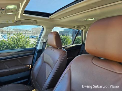 Used 2018 Subaru Outback 3.6R Touring image 6