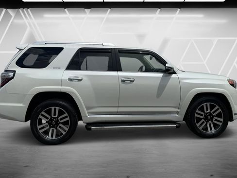 Used 2016 Toyota 4Runner Limited image 5