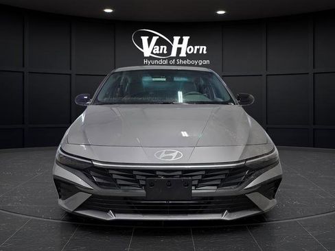 New 2026 Hyundai Elantra Sport image 2