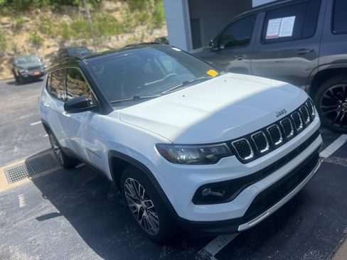 Used 2023 Jeep Compass Limited w/ Elite Group AWD/4WD image 2