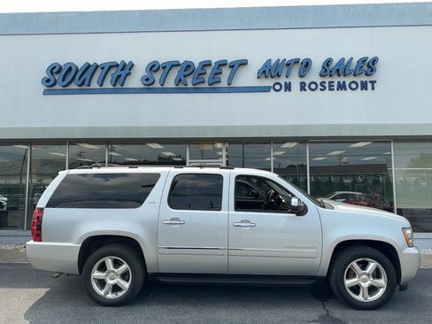 Used 2014 Chevrolet Suburban LTZ AWD/4WD image 1