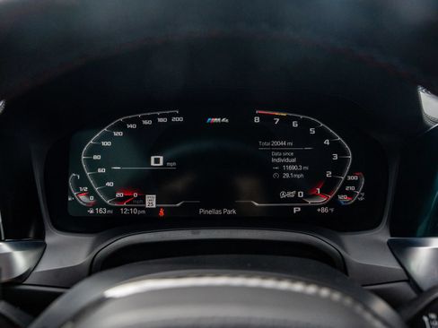 Used 2022 BMW M4 xDrive Competition w/ M Carbon Exterior Package AWD/4WD image 13