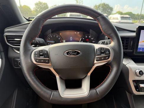 Used 2022 Ford Explorer Timberline AWD/4WD image 13