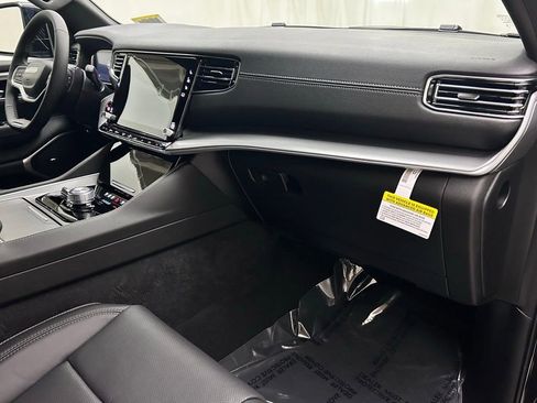 New 2026 Jeep Grand Wagoneer Limited image 19