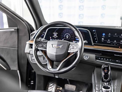 Used 2023 Cadillac Escalade Luxury w/ LPO, Floor Liner Package AWD/4WD image 37