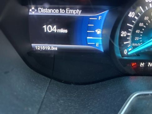 Used 2016 Ford Fusion SE w/ Equipment Group 202A image 8