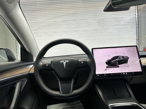 Used 2023 Tesla Model 3 Standard Range RWD image 16