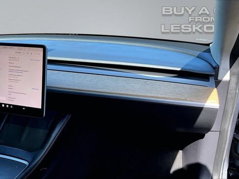 Used 2022 Tesla Model 3 Performance AWD/4WD image 16
