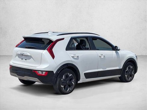 Used 2025 Kia Niro Wind FWD image 5