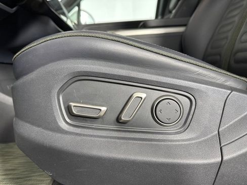 Used 2024 Rivian R1S Adventure image 21