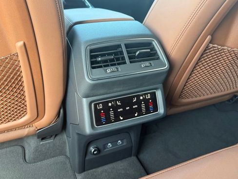 Used 2024 Audi Q8 e-tron Premium Plus w/ Premium Plus Package AWD/4WD image 65