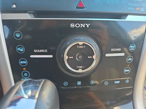 Used 2013 Ford Edge Limited FWD image 31