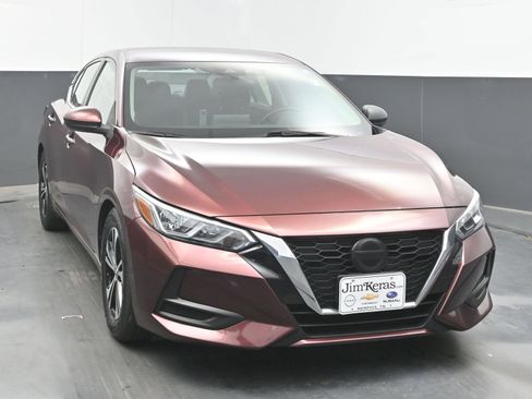 Used 2022 Nissan Sentra SV FWD image 2