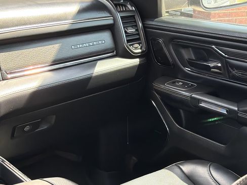 Used 2023 RAM 1500 Limited AWD/4WD image 19