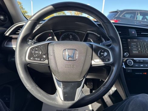 Used 2020 Honda Civic Touring image 11