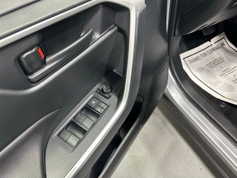 Used 2025 Toyota RAV4 LE image 9