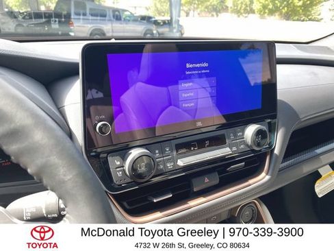 Used 2025 Toyota Grand Highlander AWD Hybrid image 18