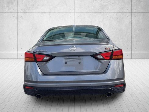 Used 2024 Nissan Altima 2.5 SR FWD image 6
