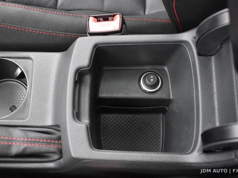 Used 2017 Volkswagen GTI SE FWD image 28