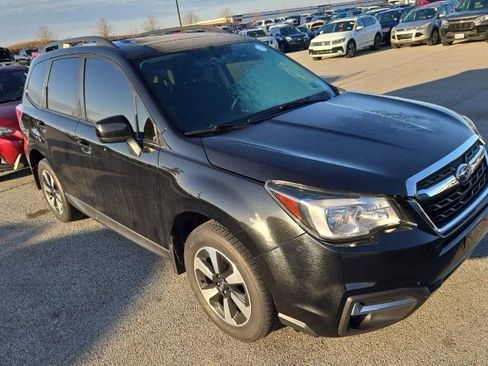 Used 2018 Subaru Forester 2.5i Premium w/ All-Weather Package image 5