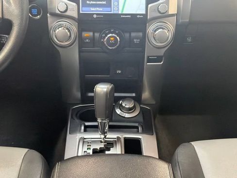 Used 2021 Toyota 4Runner SR5 Premium w/ Moonroof Package AWD/4WD image 17