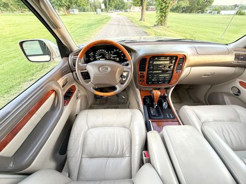 Used 2001 Lexus LX 470 4WD image 67