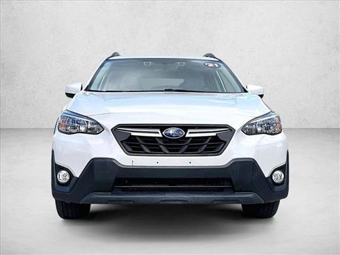 Used 2021 Subaru Crosstrek 2.0i Premium w/ Moonroof Package image 3